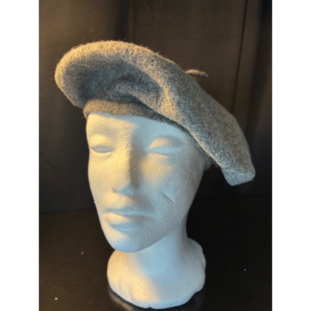 Betmar New York Wool Beret Gray 100% Pure New Wool Hat K512 RN 29219